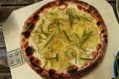 Pizza Bianco with Dream Fraiche is just also did  .